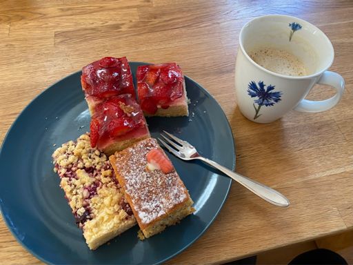 Zu Gast bei Freunden- aber Erdbeeren im März 😳 - nun ja…