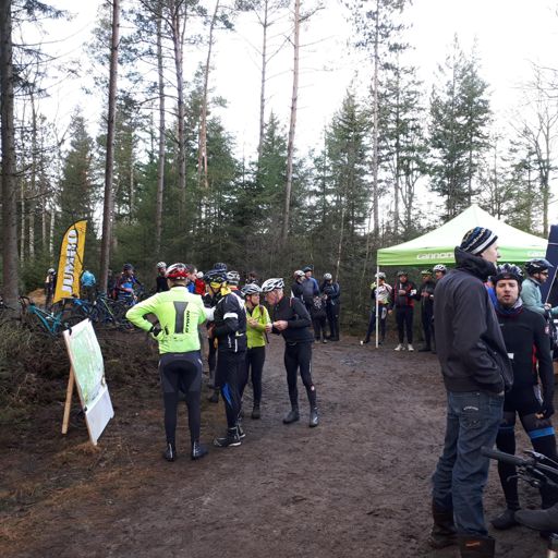 Stopje met versnaperingen