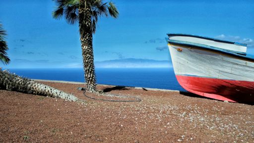 La Gomera in the background