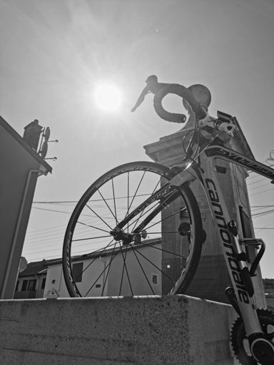 Arrêt au stand pour refroidissement des pneus 🥵🤪