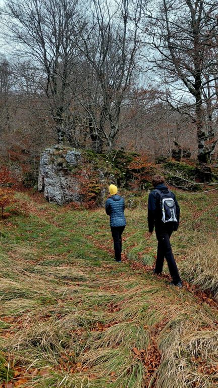 Urbasa. Hayedo encantado. Bargagain (1248 mts) Marina (1068 mts). Ermita de Santa Marina.