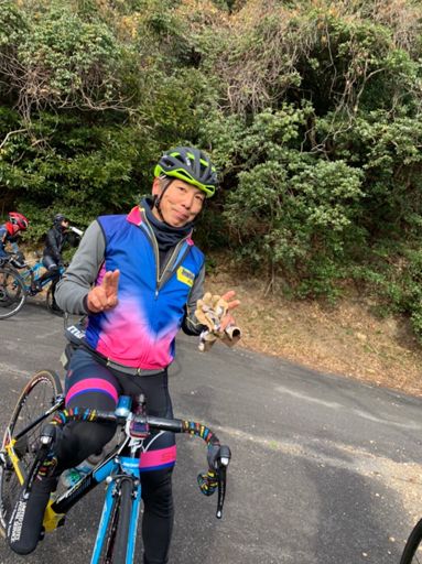 初披露！インスティンクトレーシングジャージだ👍