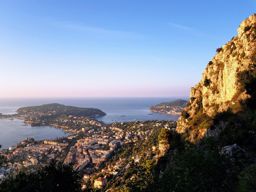 Beaulieu à Eze-village