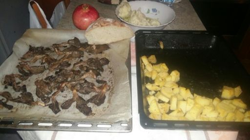 Μανιτάρια πολυτελείας. . Τύφλα να έχουν τα κρέατα! !!