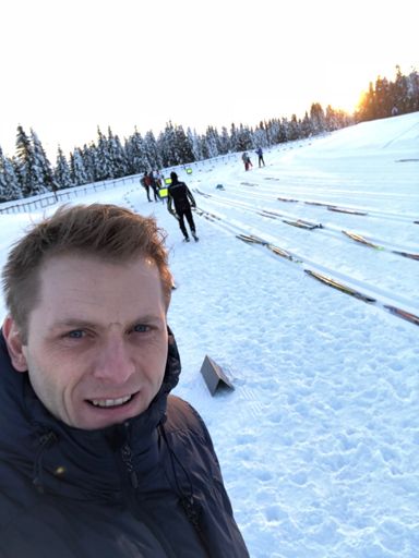 Litt småtrøtt på formiddan🤡