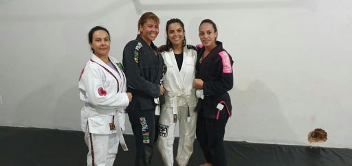 Mulherada arrasando no treino de Jiujitsu