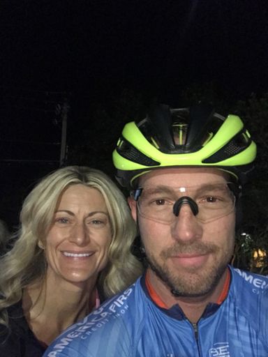 Good lookin shadow behind me