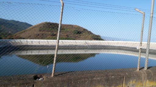 El embalse de La Atalaya -creo que se llama así -, en la zona alta de La Matanza, por Los Nateros