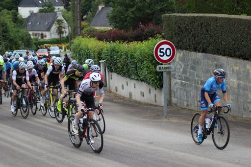 Photos de Deborah Photographie : https://www.facebook.com/media/set/?vanity=106809728342689&set=a.110759374614391