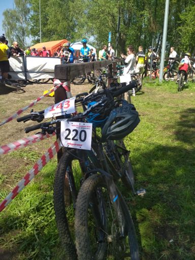 Илюха все же зарегился, за 20 минут до старта)) получил пиратский номер 👻