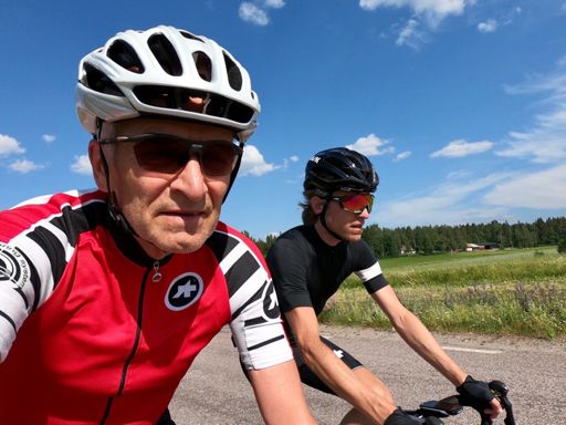 Jag går upp jämsides för ett kortare tag. Enbart för att fota.