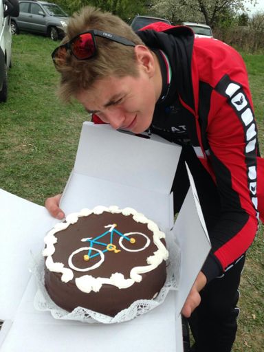 Gluten-full cake :,(