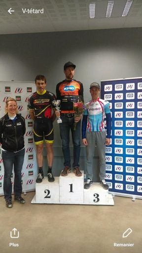 Poduim senior 3eme et nouveau maillot