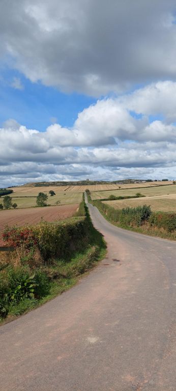 Looking back up the un-named Route 1 road from where the T-junction with the B6404 to Smailholm Tower.