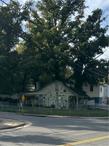 Good to see the frontier culture house of Huntington is still holding on strong