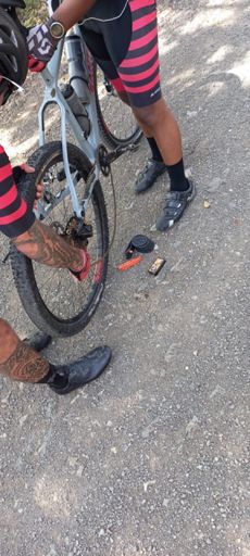 Ponchando en la llegada al alto 🤦🏻🤦🏻🤦🏻