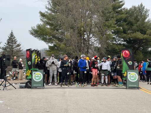 Start of 20mi/50k race