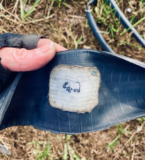 Můj plášť teď má hroší kůži :-)