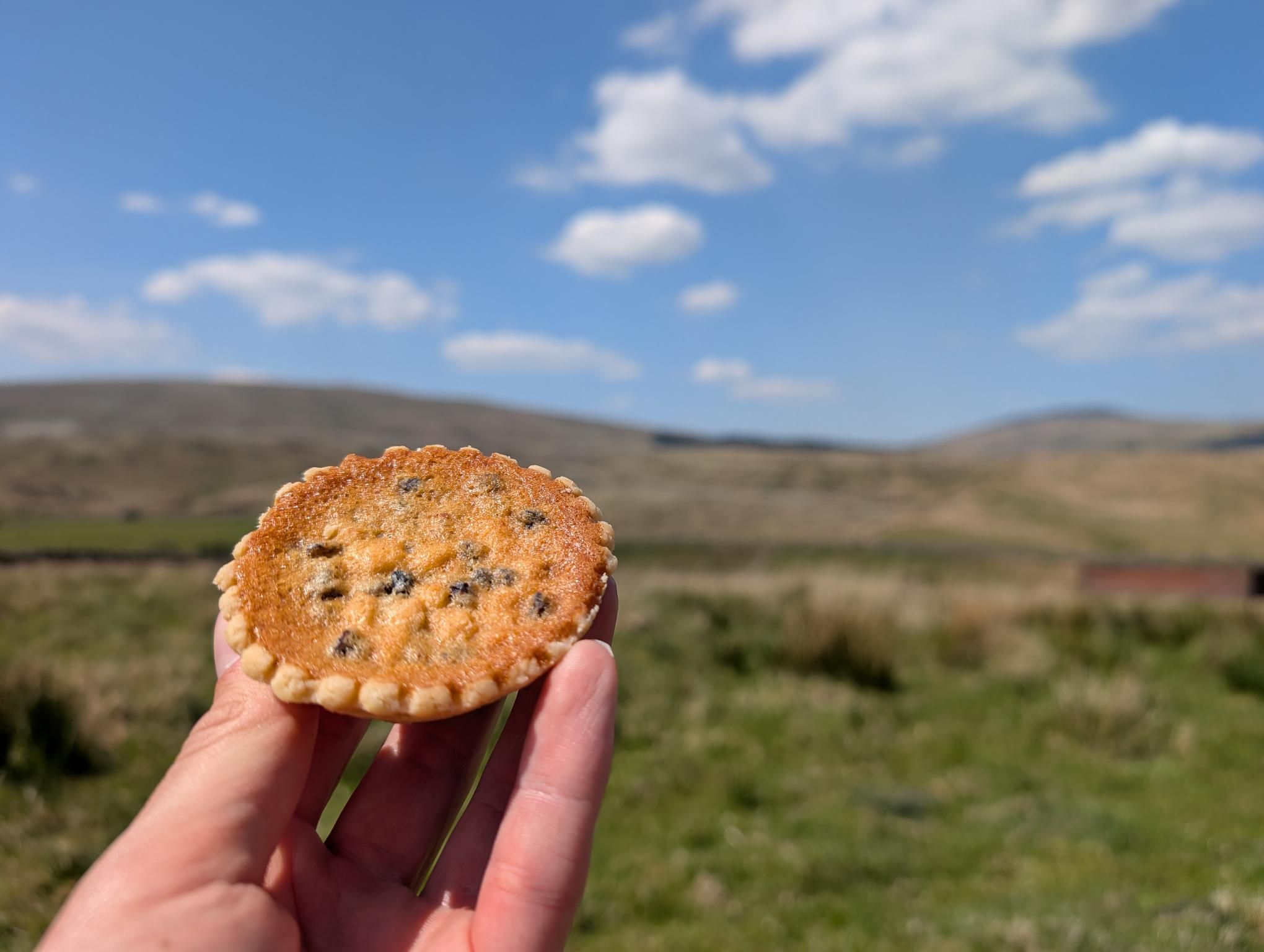 Wild camp to Dent photo 14