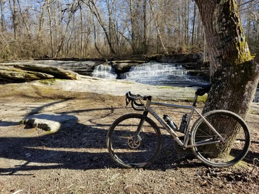 The sound of these falls was quite soothing.