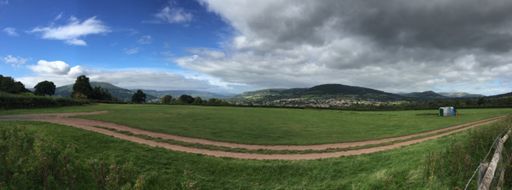 A pleasant view (though behind me seemed to be some shady deals between a guy in a van and another suspect)