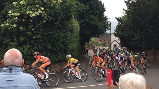 Lizzie in the yellow, Tour Champion!