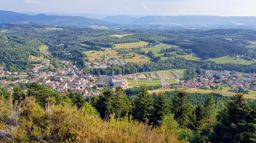 Roches de Haute-Pierre et Mère Henry