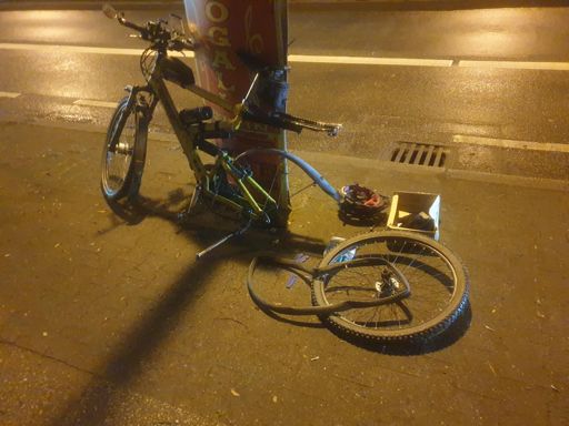 ... zweiter Plattfuß und Ventilschaden in der Kantstraße ...