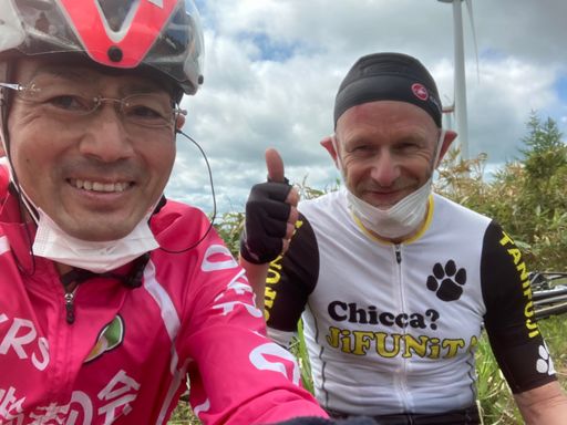 鳥海山で毎年のように競い合ってる東北の強豪ジェームスさんと