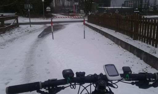 Absperrung am Beller Bahnhof steht wieder 😩