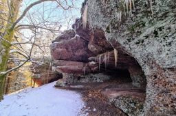 3 pierres, 2 rougimonts et 1 todlaine