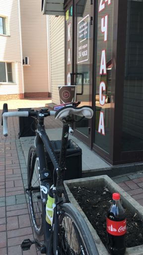 Кафе работает - ВЭЛКАМ!