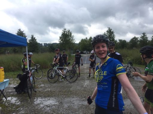 LQ photobombs the Fat Jimmy crew